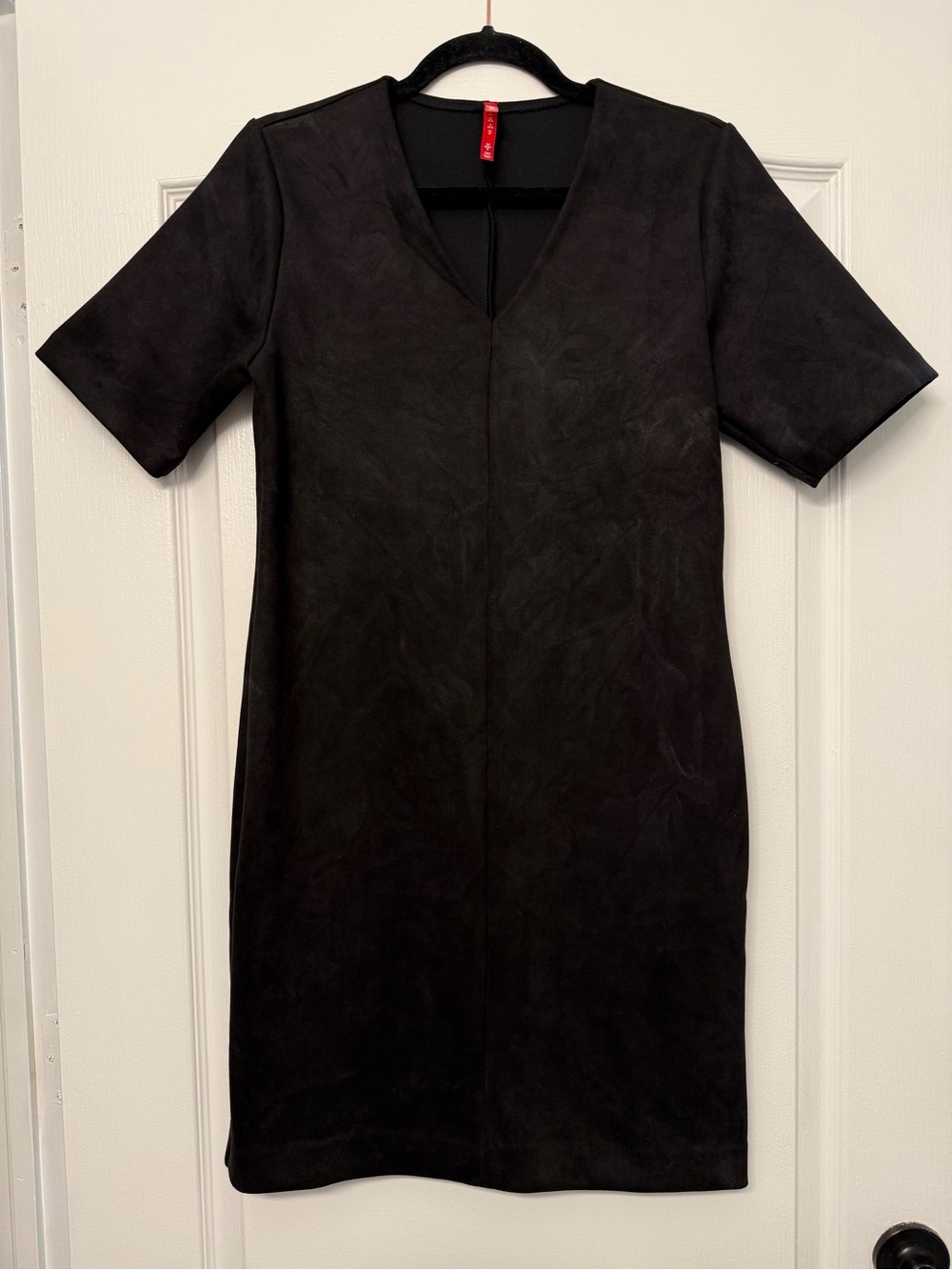 SPANX Faux Suede Column Dress Small Black V Neck Short Sleeve Stretch 20495R